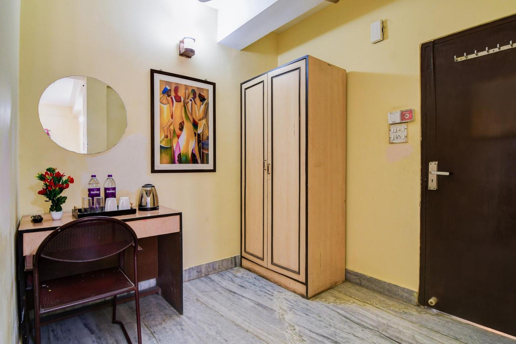 Super Hotel O Alipore Near Chetla Formerly Alipore Guest House Алипур Экстерьер фото