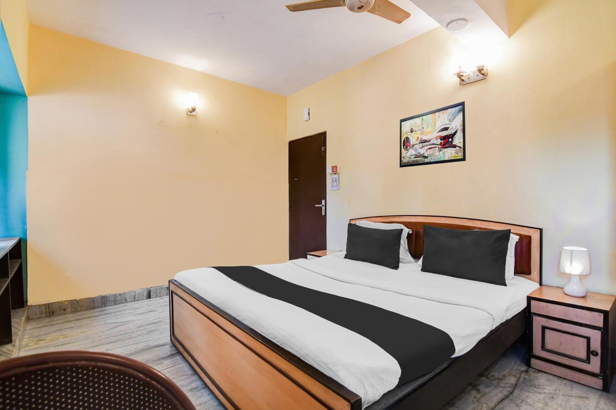 Super Hotel O Alipore Near Chetla Formerly Alipore Guest House Алипур Экстерьер фото