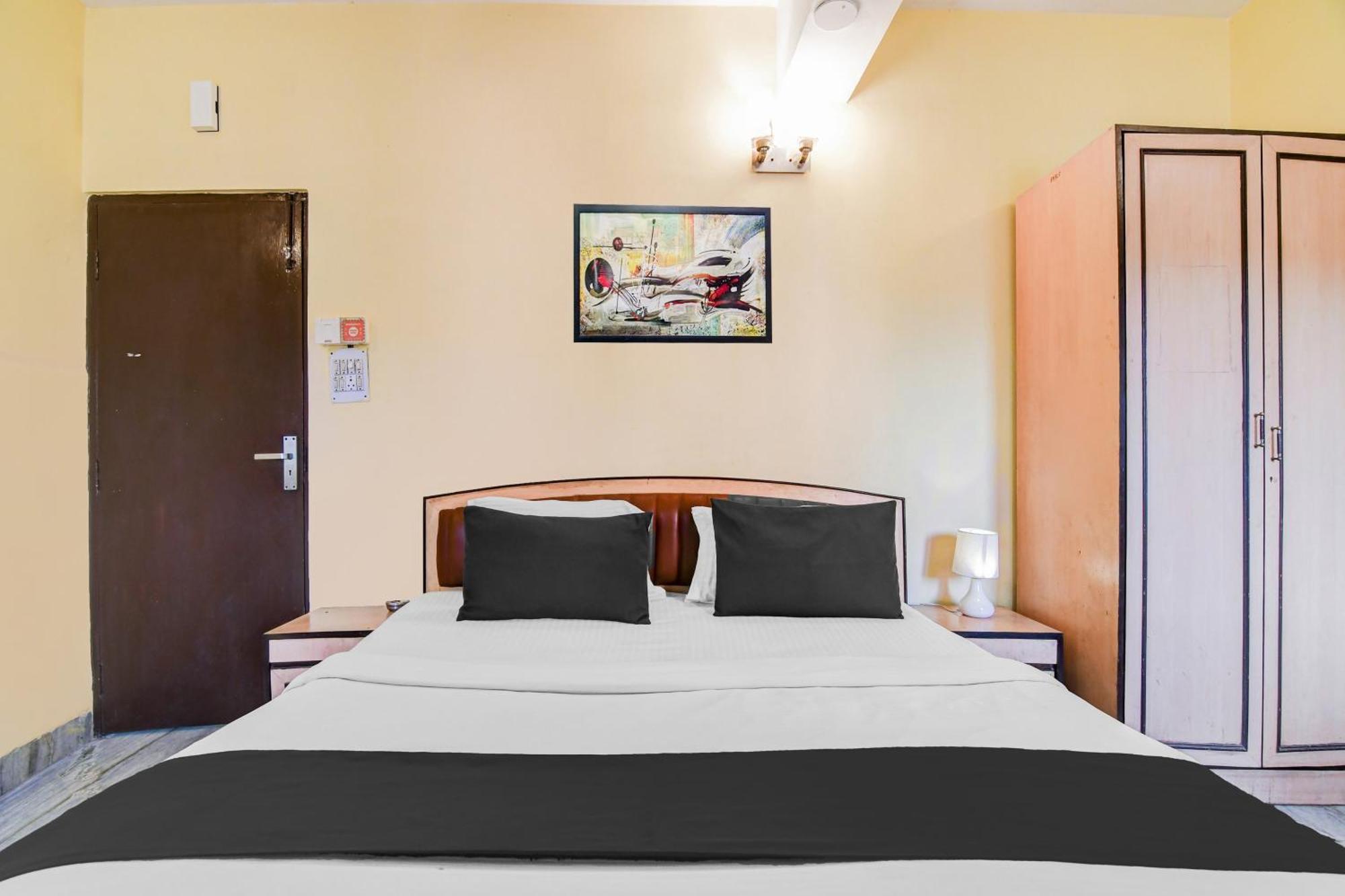 Super Hotel O Alipore Near Chetla Formerly Alipore Guest House Алипур Экстерьер фото