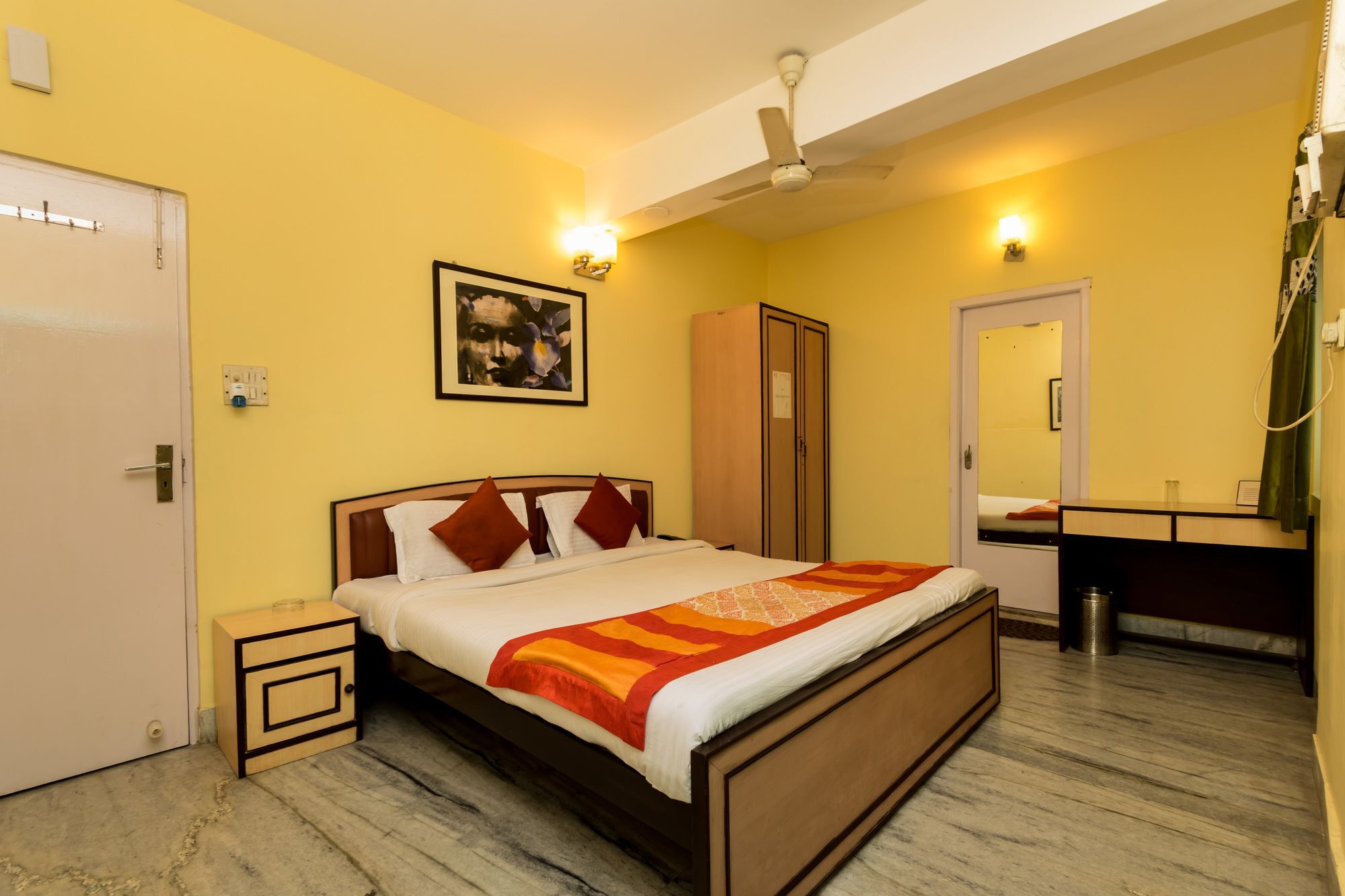 Super Hotel O Alipore Near Chetla Formerly Alipore Guest House Алипур Экстерьер фото