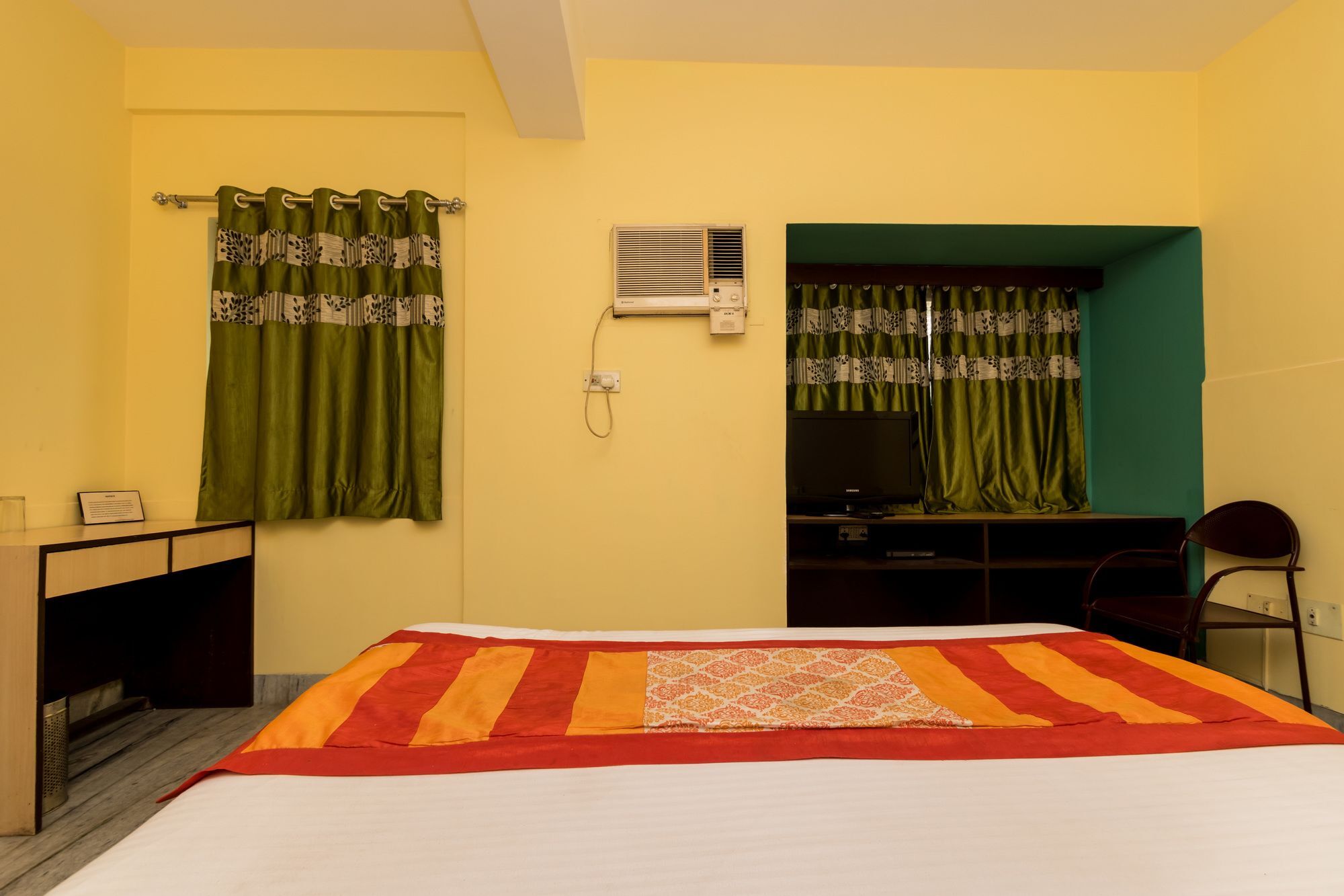 Super Hotel O Alipore Near Chetla Formerly Alipore Guest House Алипур Экстерьер фото